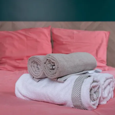 Apartment ⟬giacomelli⟭ Quartier Calme⁕wifi⁕proche Michelin⁕